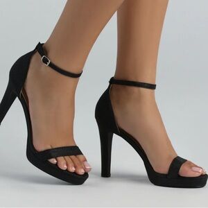 WINDSOR Glimmer Goals Glitter Mesh Stiletto Heels Size 7.5 Black Homecoming Prom